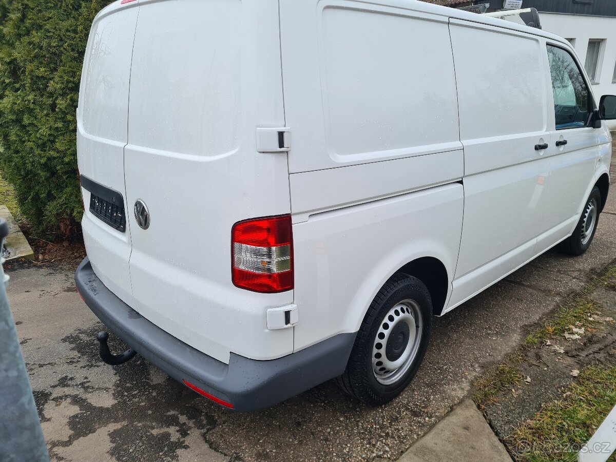 VW Transporter T5 2.0 TDi - 2