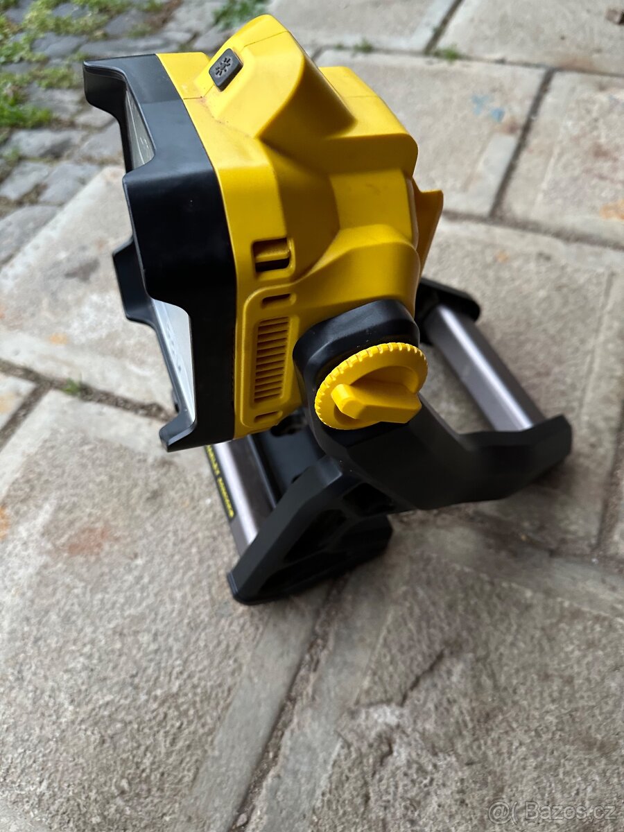 Stanley fatmax aku svítilna + adapér stanley - 2