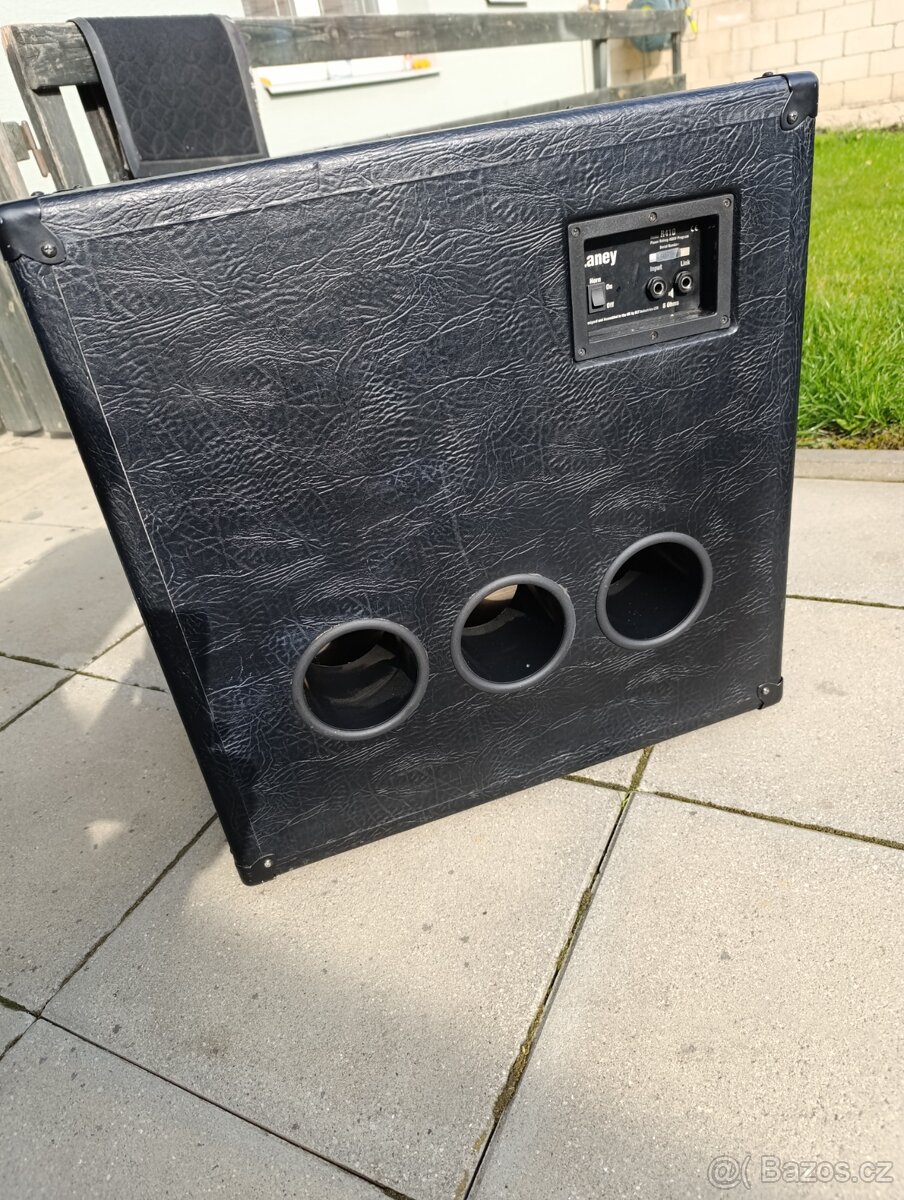 Basový box LANEY - 2