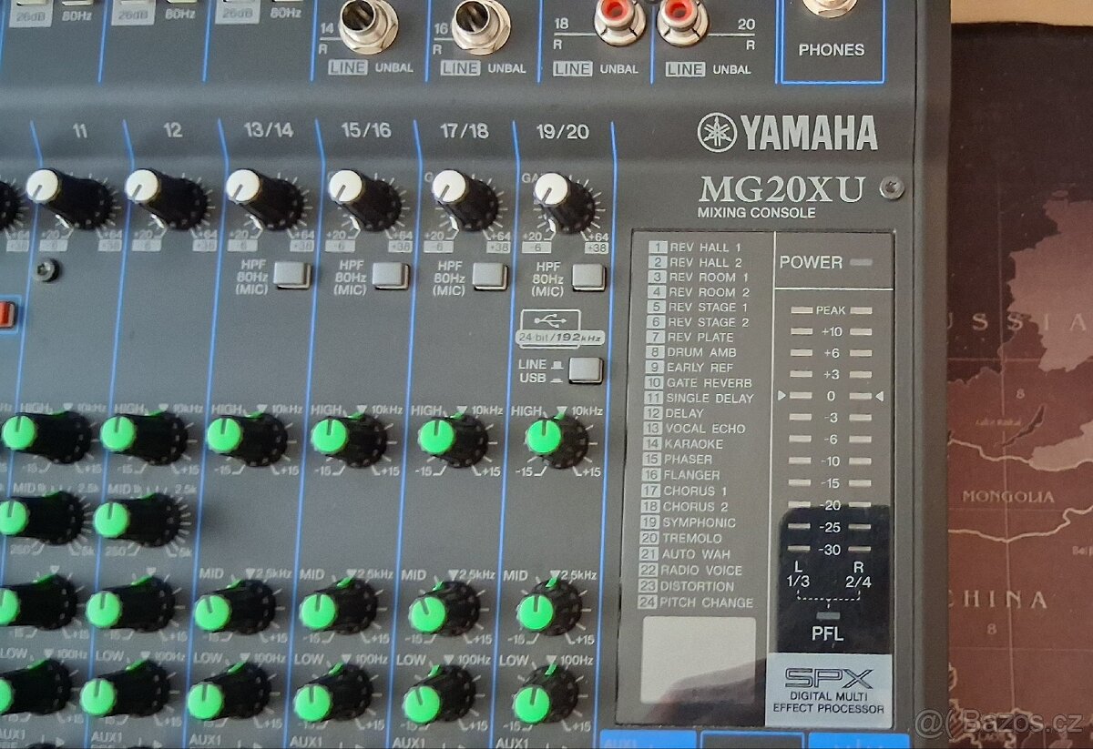 Yamaha MG 20 XU - 2