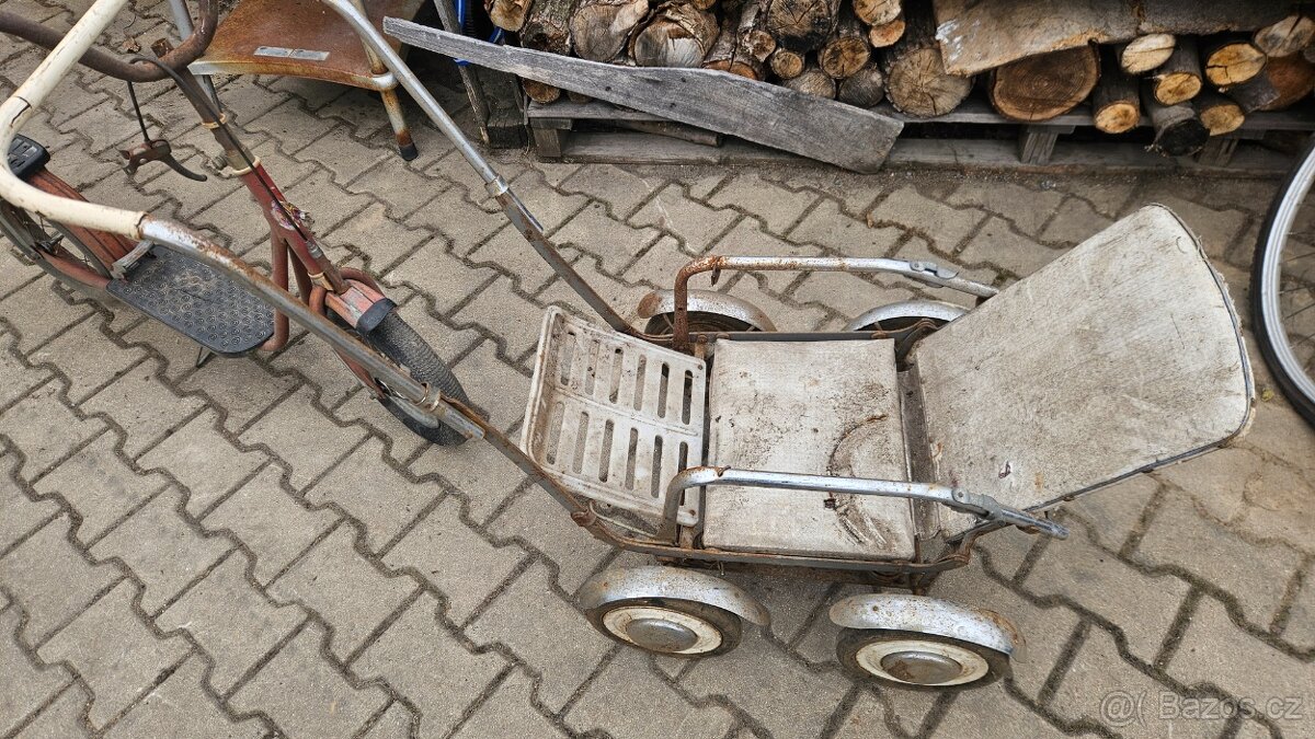 Kočárek koloběžka. - 2