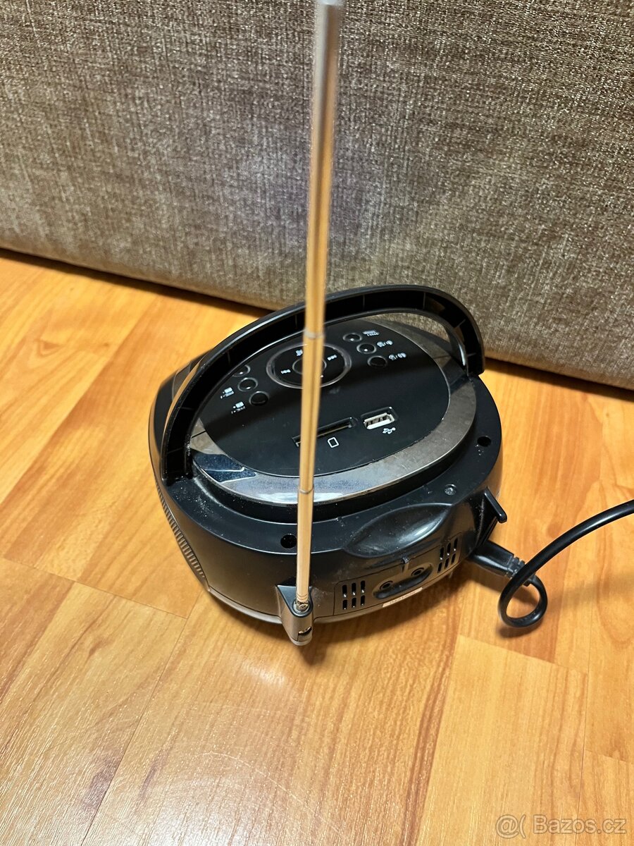 Hyundai radio s USB/MP3 prehravacem - 2