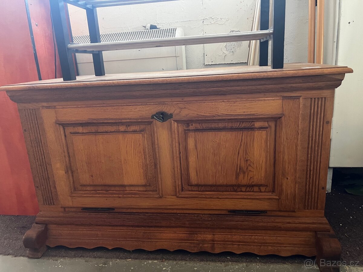 Komoda - 2