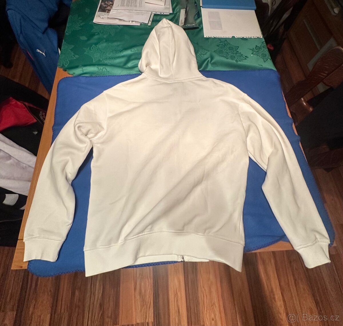 review mikina - 2