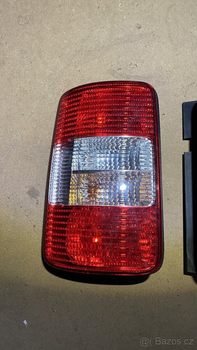 VW CADDY MK3 světla - 2