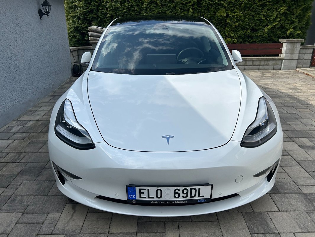 Tesla Model 3 LR 4x4 2019 - PRODÁNO - 2