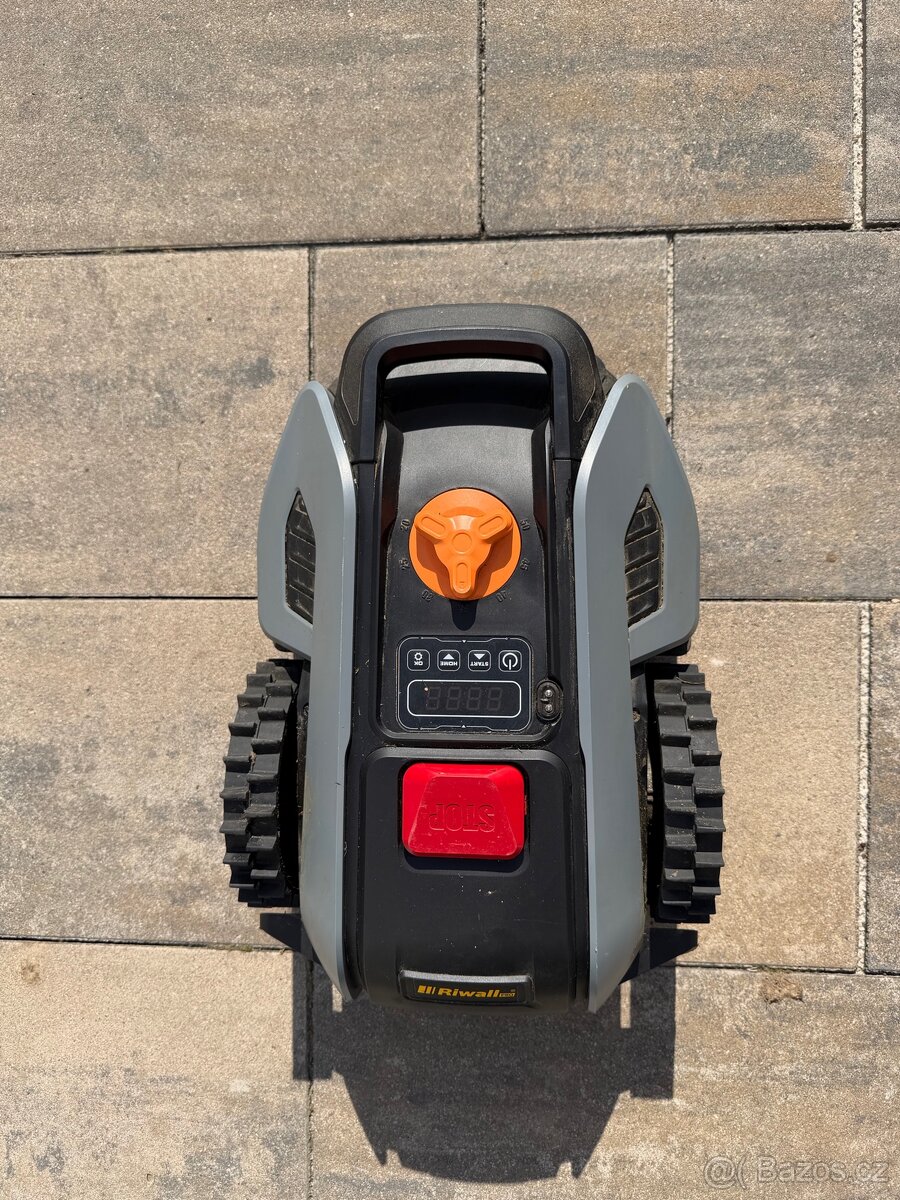 Robotická sekačka Riwall PRO RRM 500 - 2