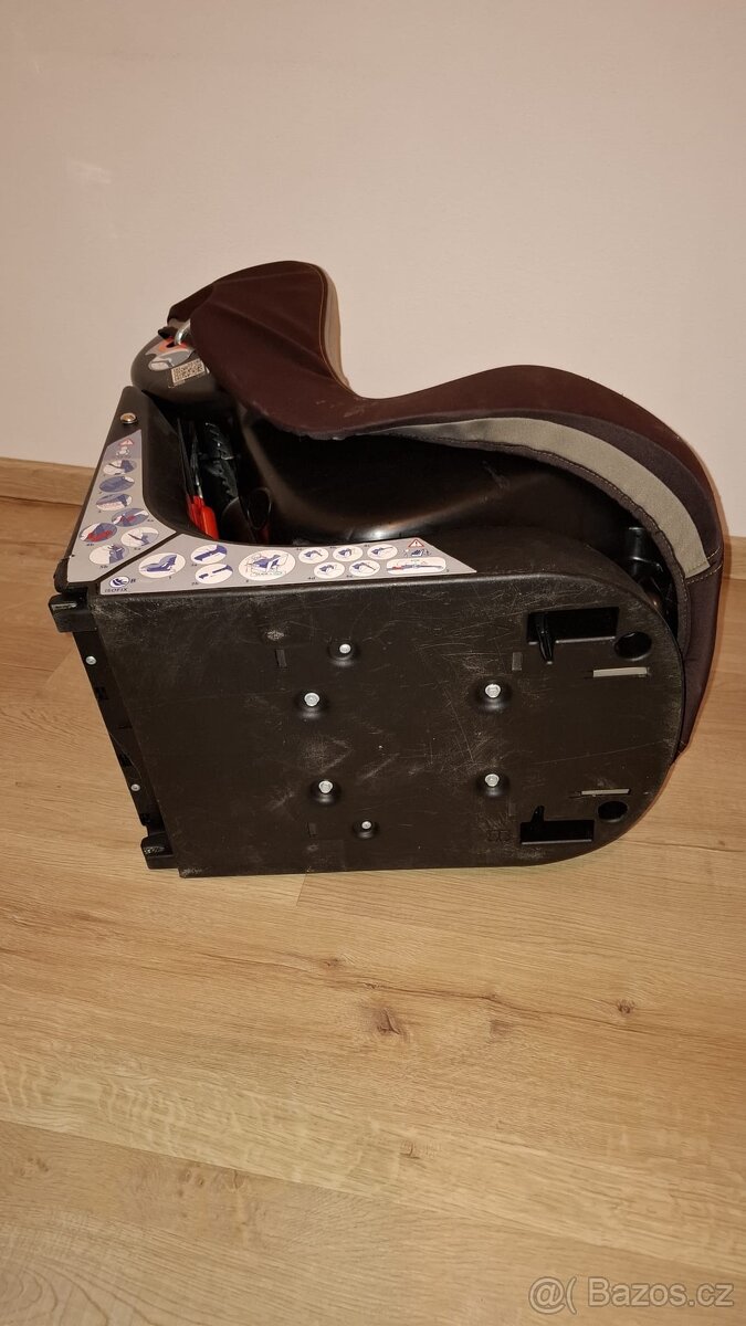 Autosedačka Chicco X-Pace Isofix - 2