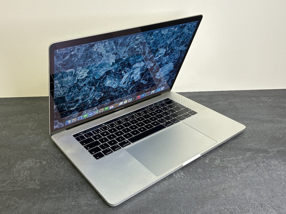 MacBook Pro 15'' 2018 / i9 / 32GB / 512GB SSD - DPH - 2