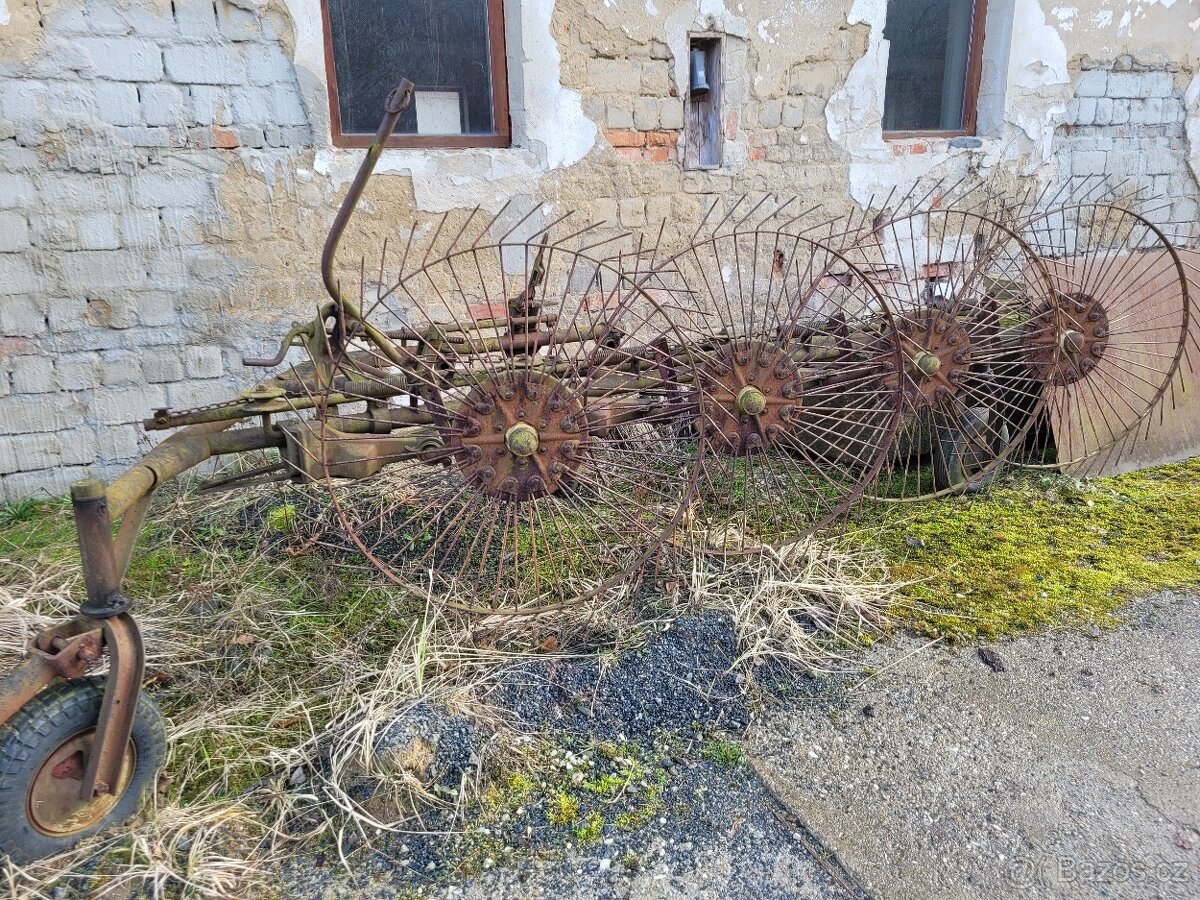 Obraceč sena SOP - 2