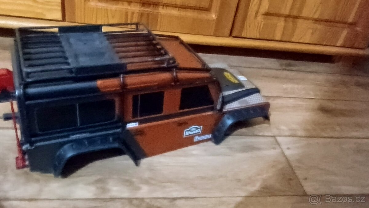 Prodám Traxxas trx-4 karosérii - 2