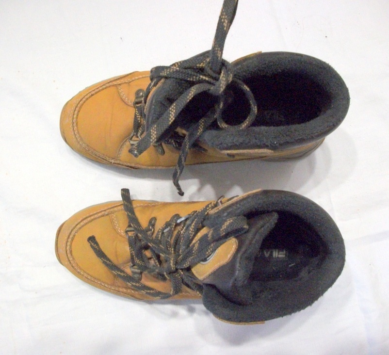 Zateplené KOTNÍČKOVÉ BOTY zn. FILA, 37/4 - 2