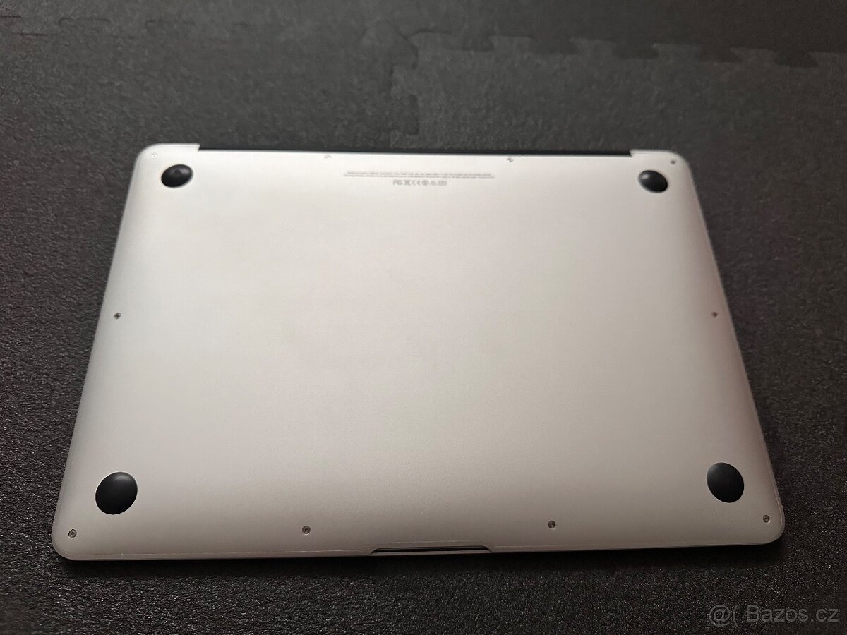 MacBook Air 13 - 2