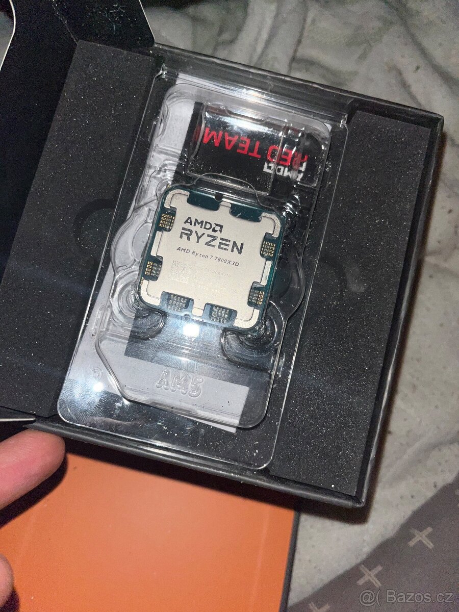 AMD Ryzen 7800X3D v záruce - 2