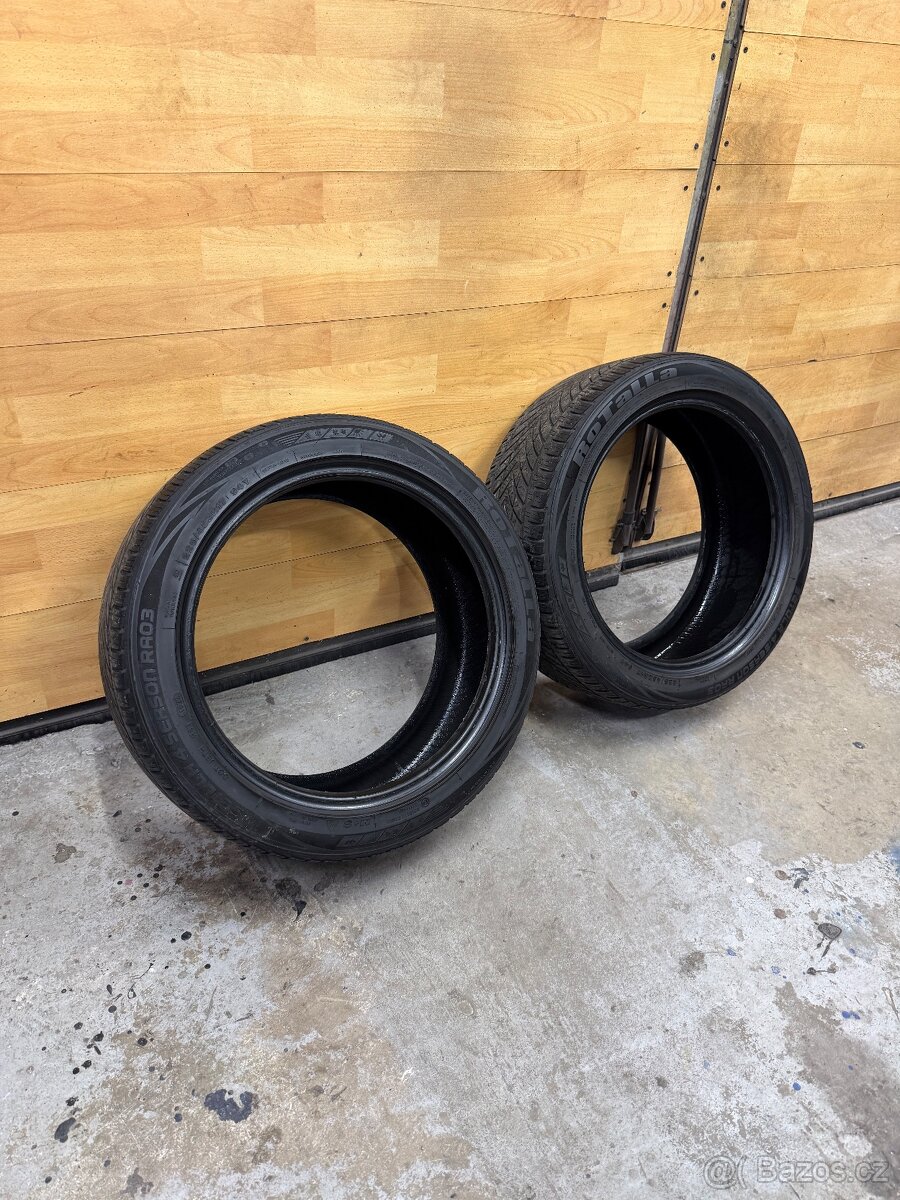 Celoroční pneu 225/45/17 - 2