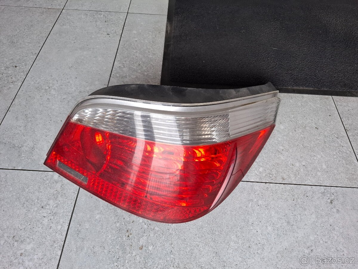 Prodám pravé zadní světlo BMW E60 - 2
