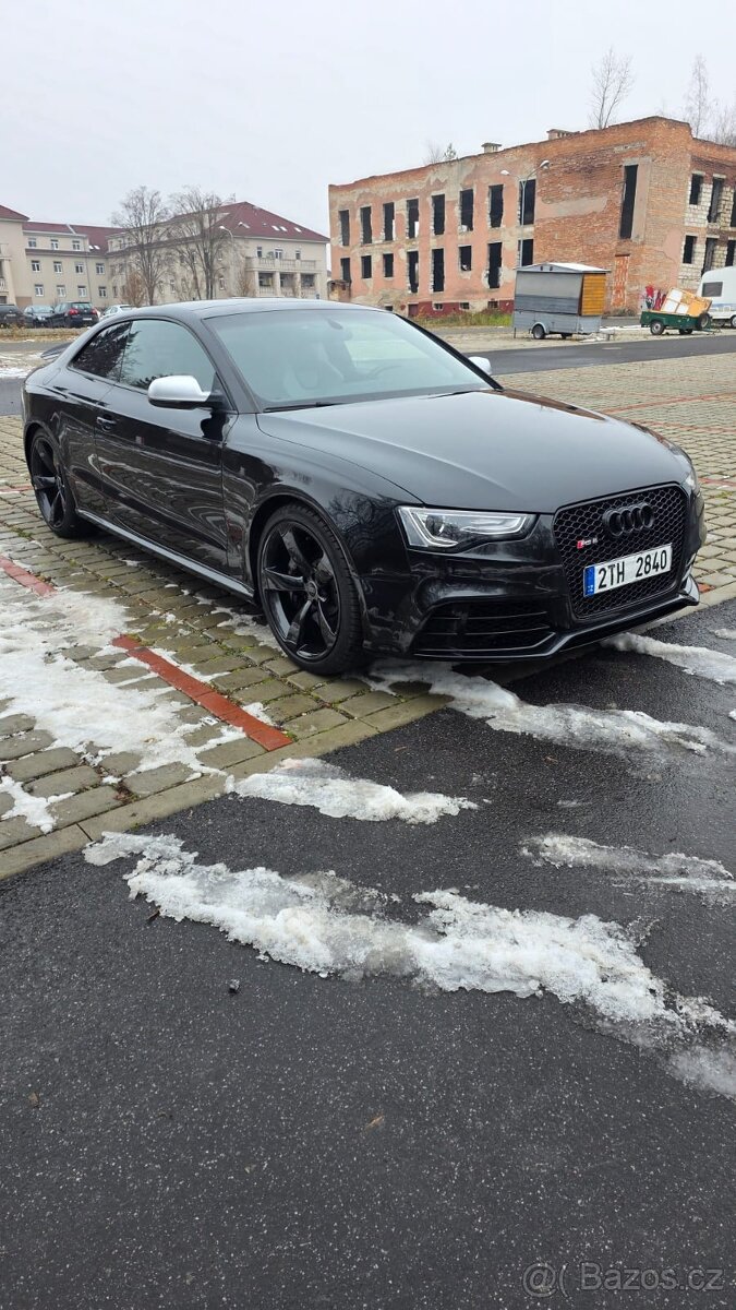 Audi RS5 2013 4.2 FSI 331kw - 2