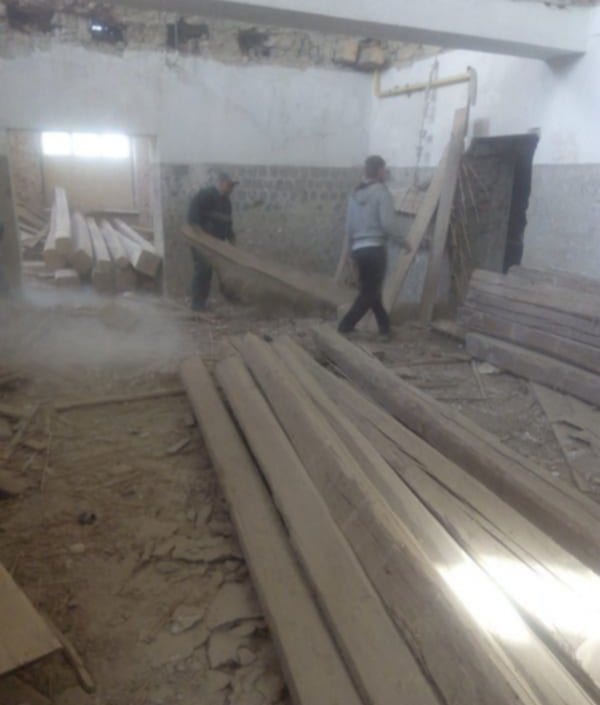 Staré trámy staré krovy ze starých objektů - 2