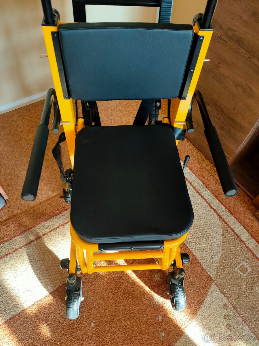 Pásový schodolez - zánovní - 2