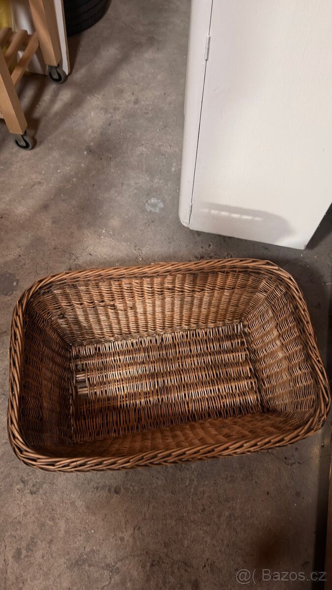 Proutěný koš - 2