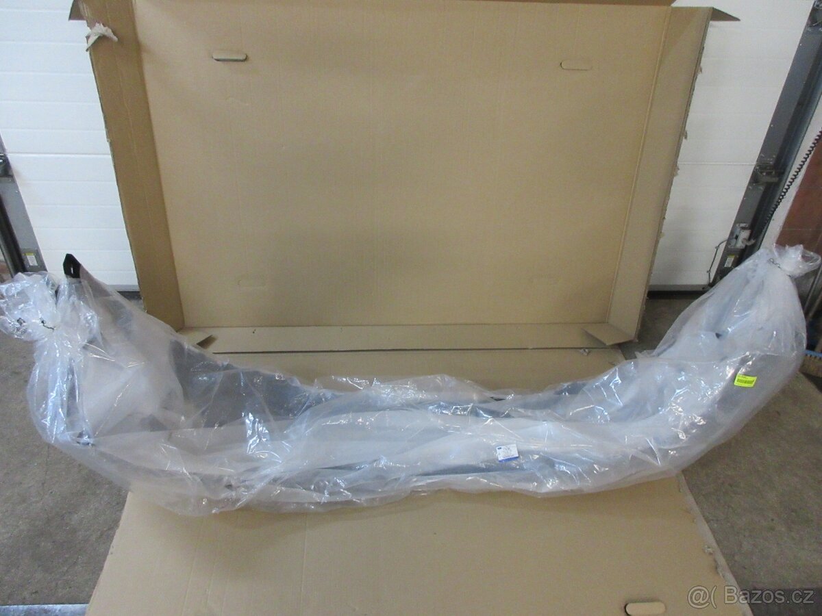 Ford Transit V363 přední nárazník 2404363 - 2