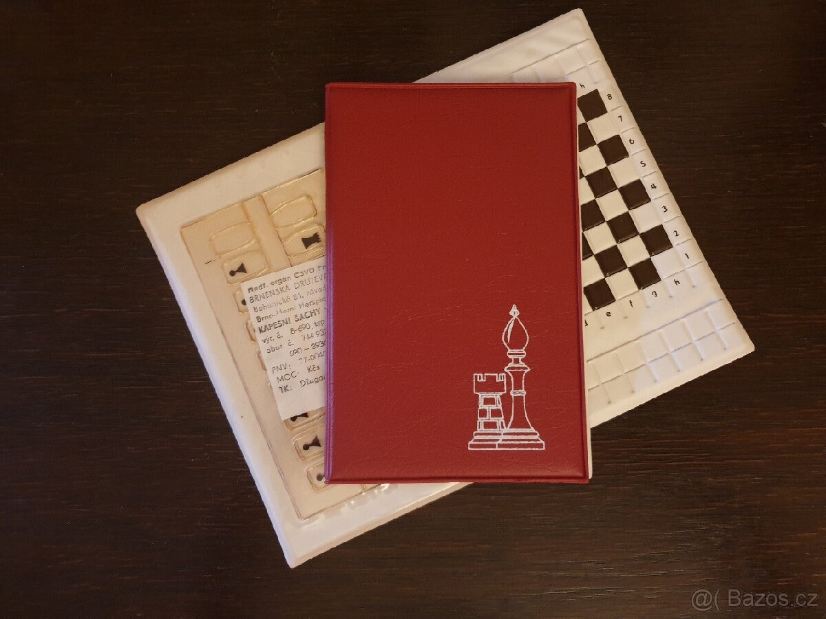 Kapesní plastové šachy - 2