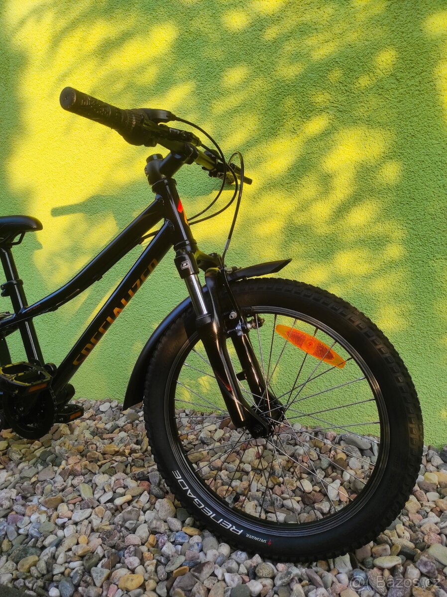 Značkové dětské kolo SPECIALIZED 20" (černá) - 2