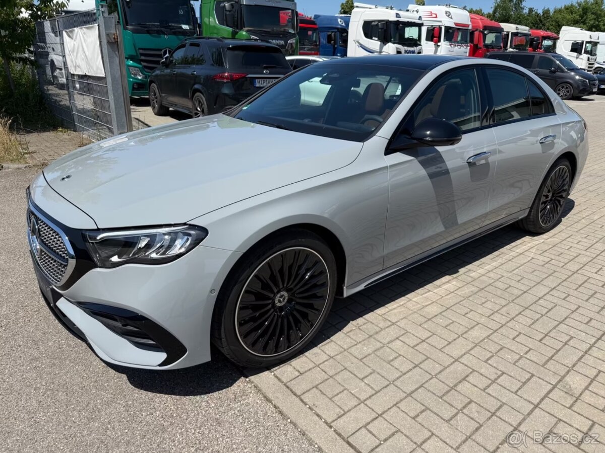 Mercedes-Benz E 200 - 2