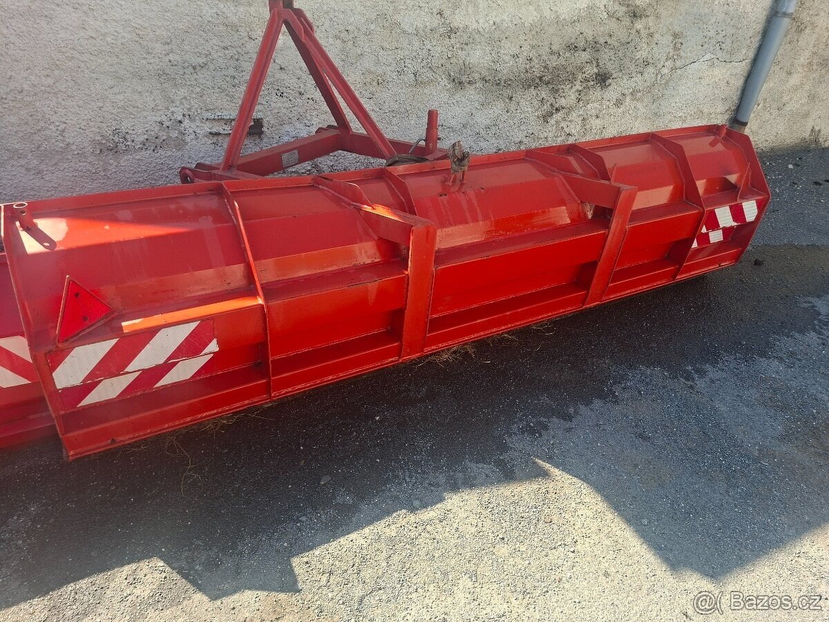 Sněhová radlice za traktor - 2