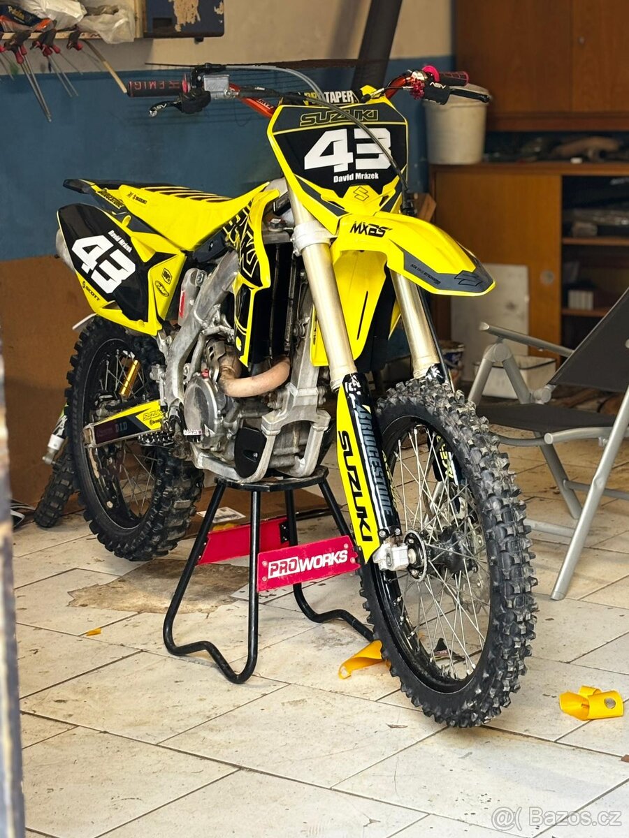 Suzuki RMZ 450 - 2