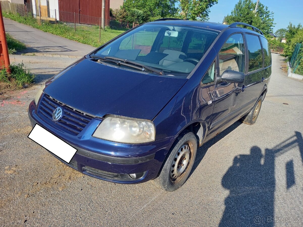 VW Sharan 1,9 TDI 5DV combi - 2