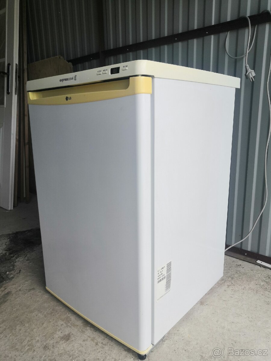 MRAZÁK LG - 2