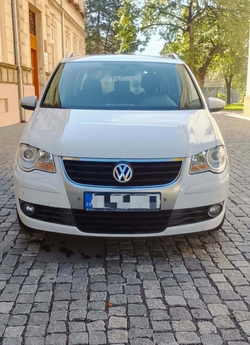 Volkswagen Touran 2.0TDI - 2