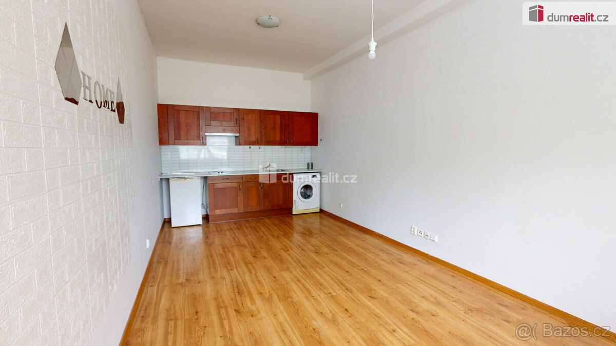 Pronájem, byt, 1+kk, 35m2, Opava, ul. Kasárenská - 2