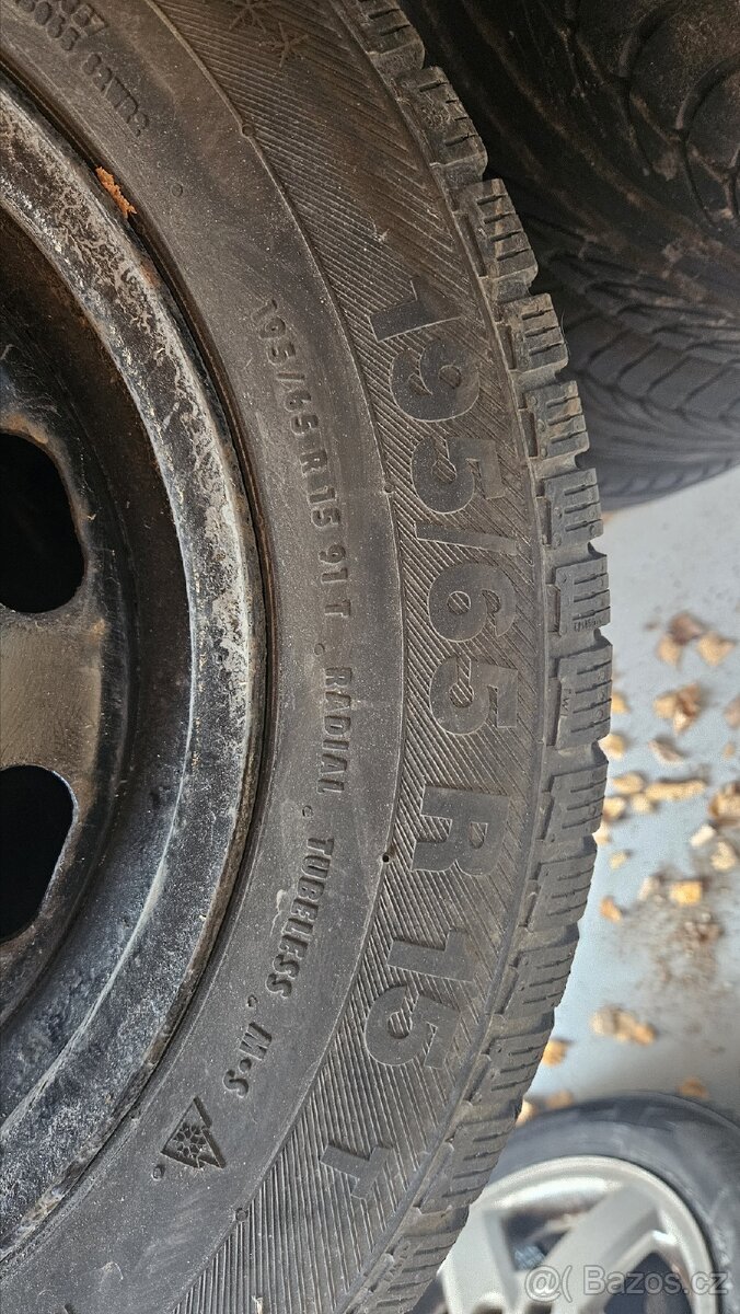 Zimní pneumatiky na dojetí 195/65 R15 - 2