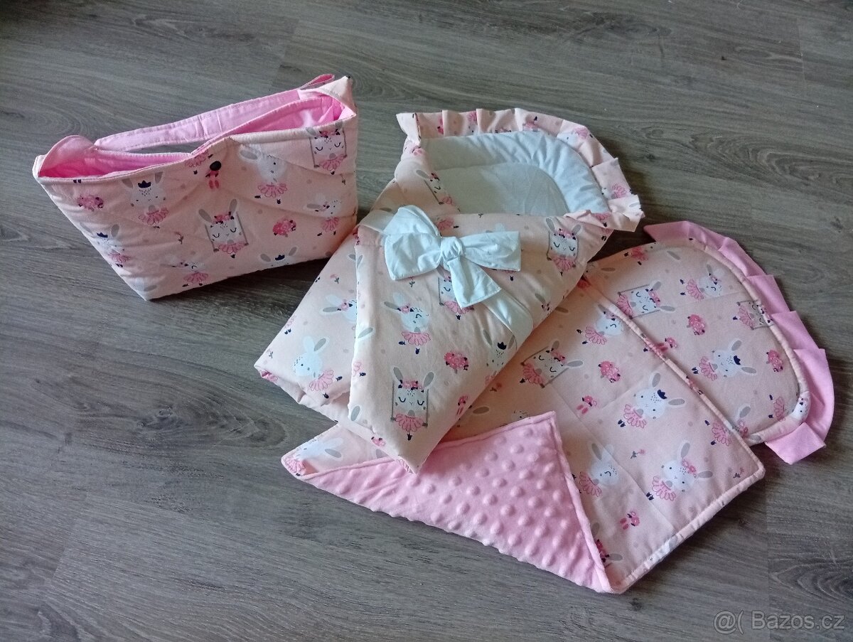 Souprava do kočárku pro panenky - 2