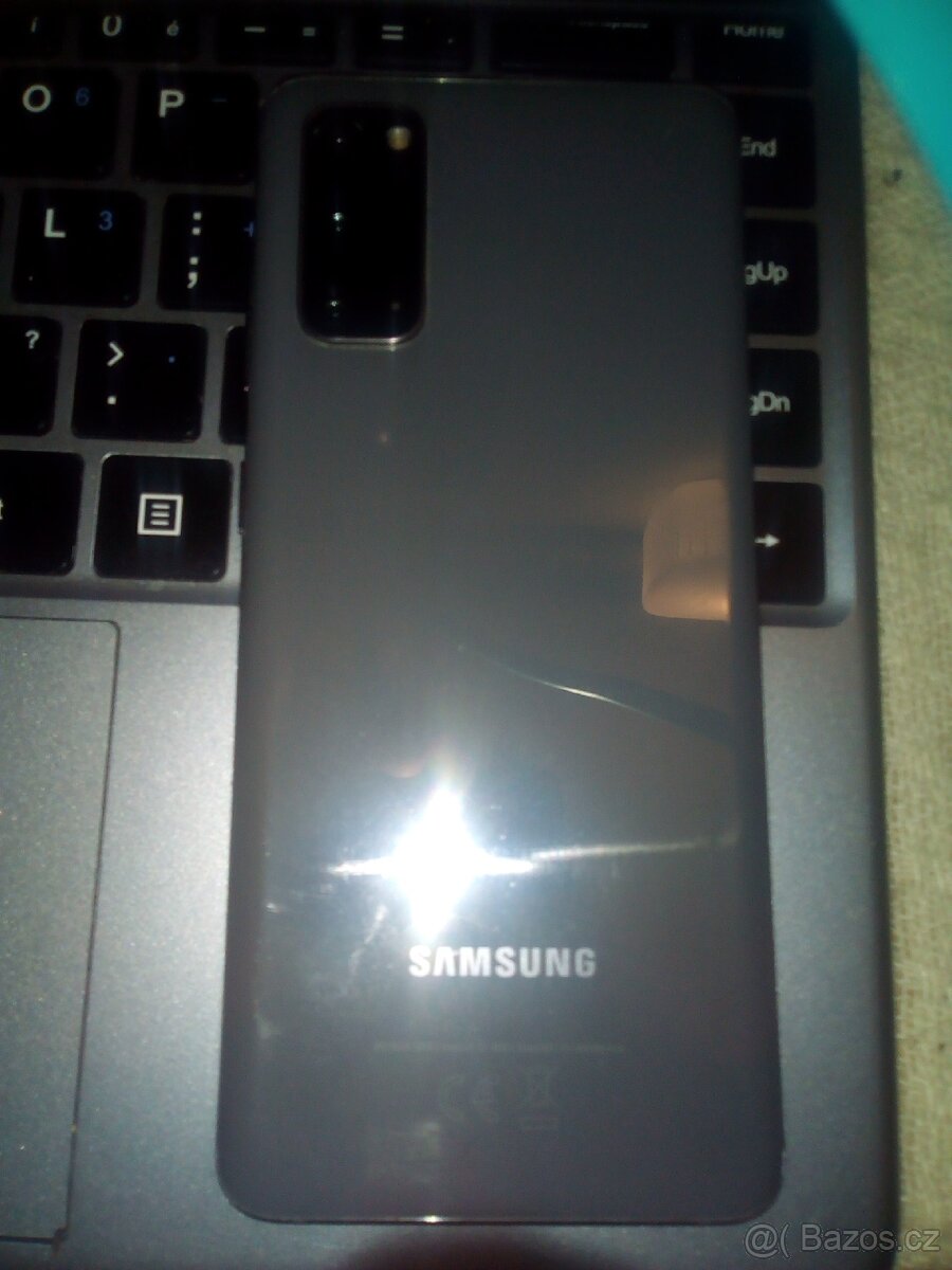 Prodám-Výměnim Samsung Galaxy S20 - 2
