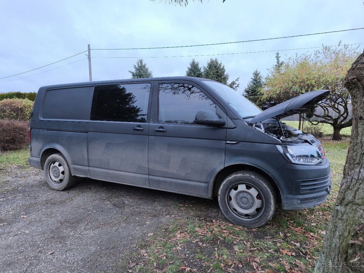 VW transportér T6 2.0 110kw 6mist Long ČR - 2