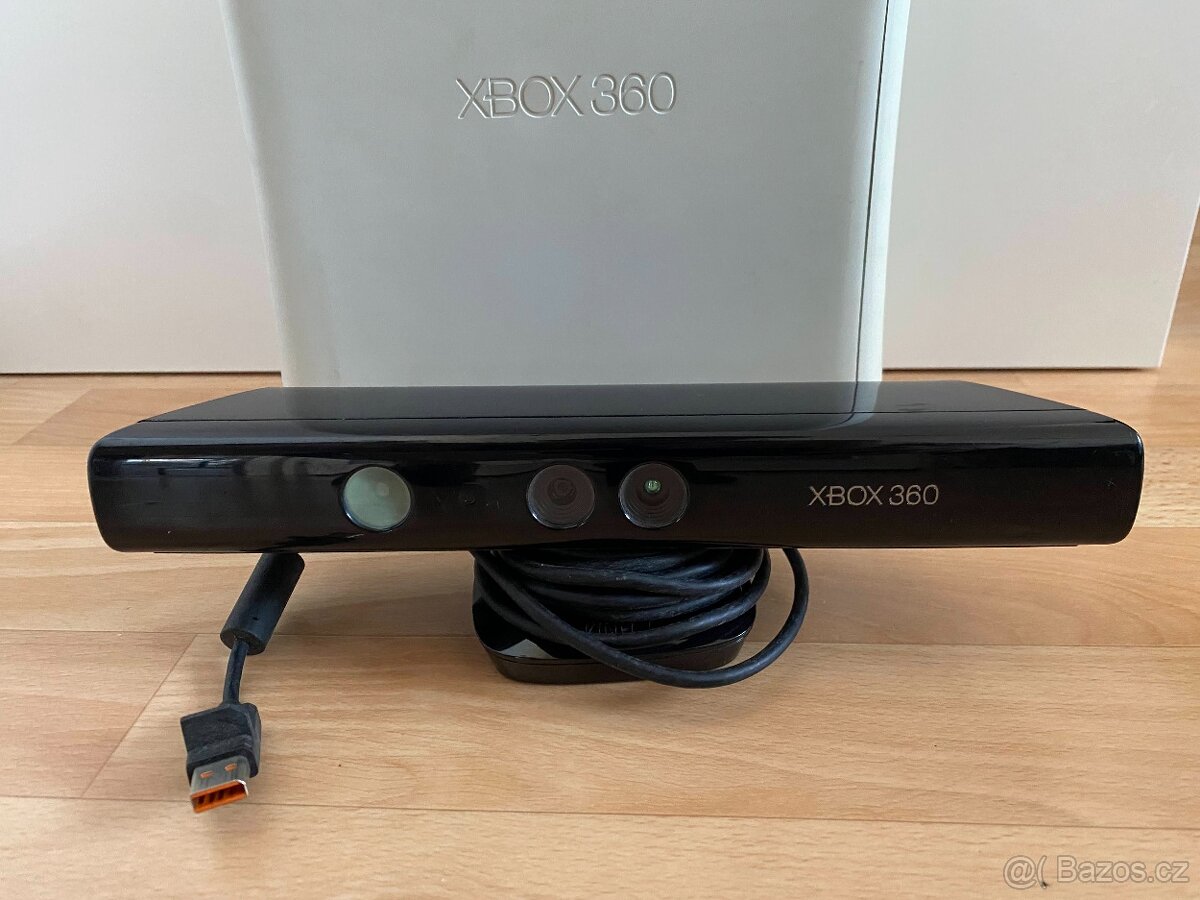 Xbox 360 + Kinect - 2