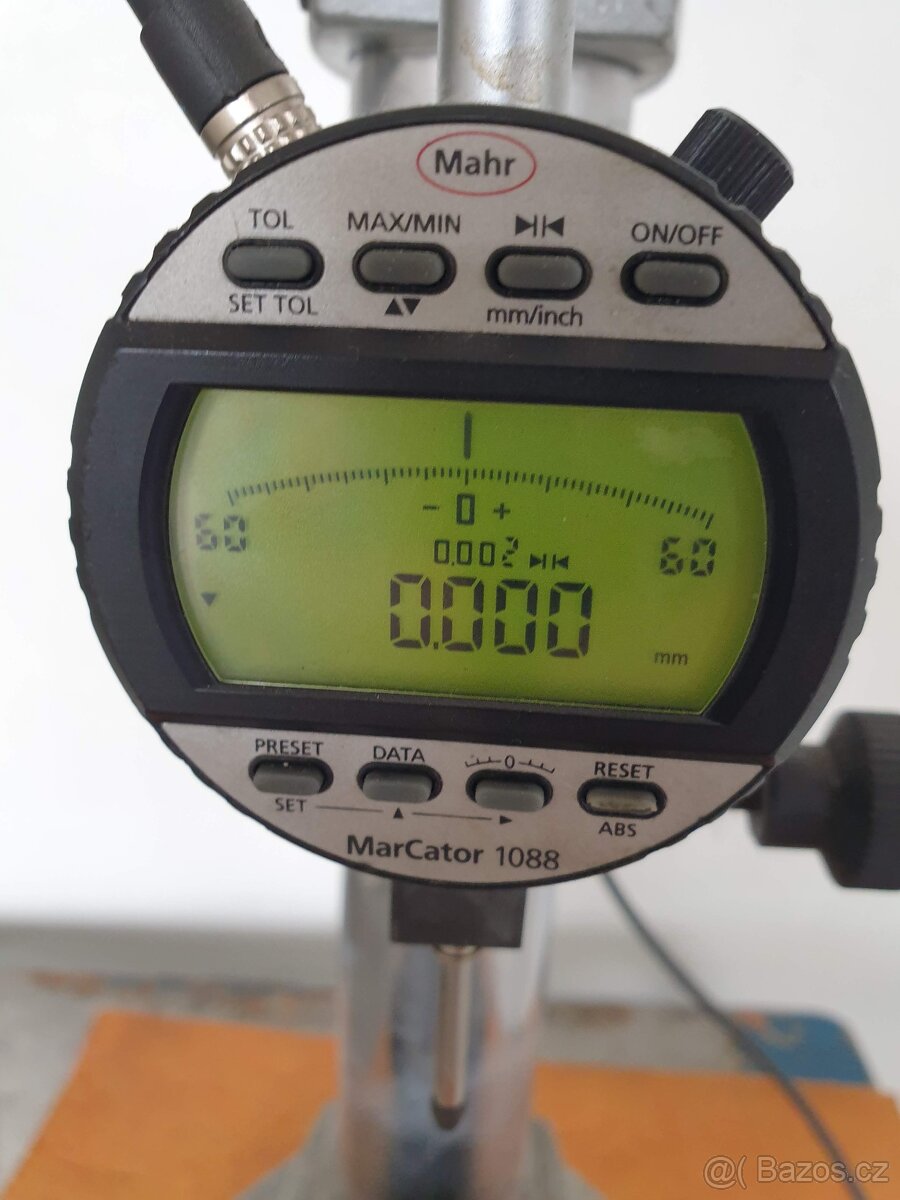 Digitální úchylkoměr MARCATOR 1088 - 2