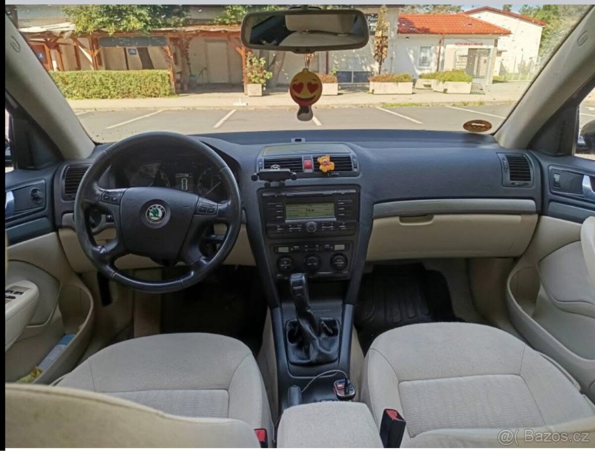 Vyměním Škoda Octavia 2 TOP ❗️ - 2