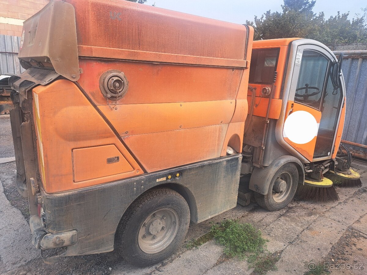 Bucher 2020 r.v.12/2006. - 2