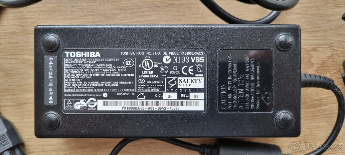 TOSHIBA PA3290E-3AC3 adapter k notebooku 19V 6,32A - 2