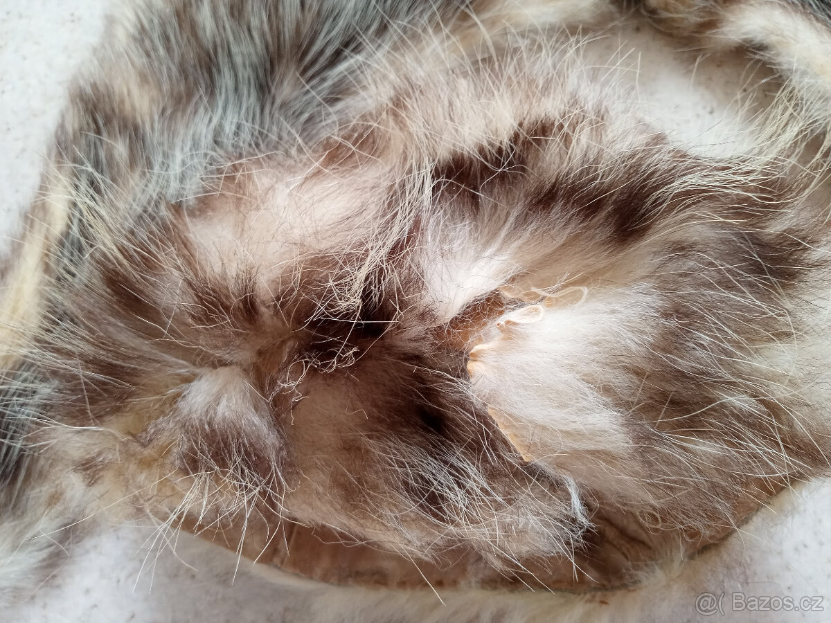 kožešinová čepice s límcem - 2