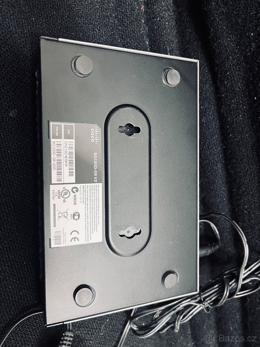 CISCO switch SG100D-08 V2 - 2