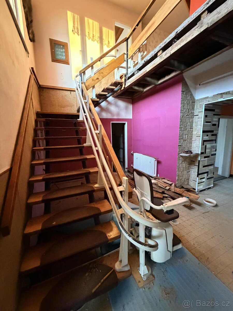 Schodišťová sedačka, schodišťový výtah - 2