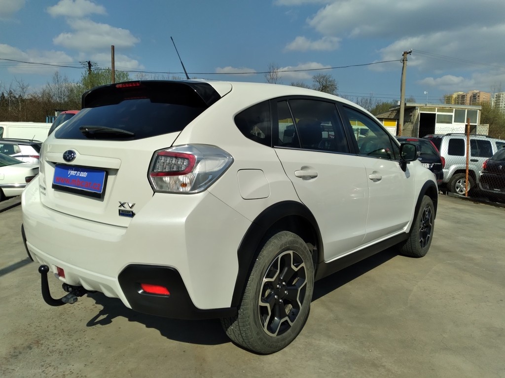 SUBARU XV 2.0 D AWD MANUÁL - 2