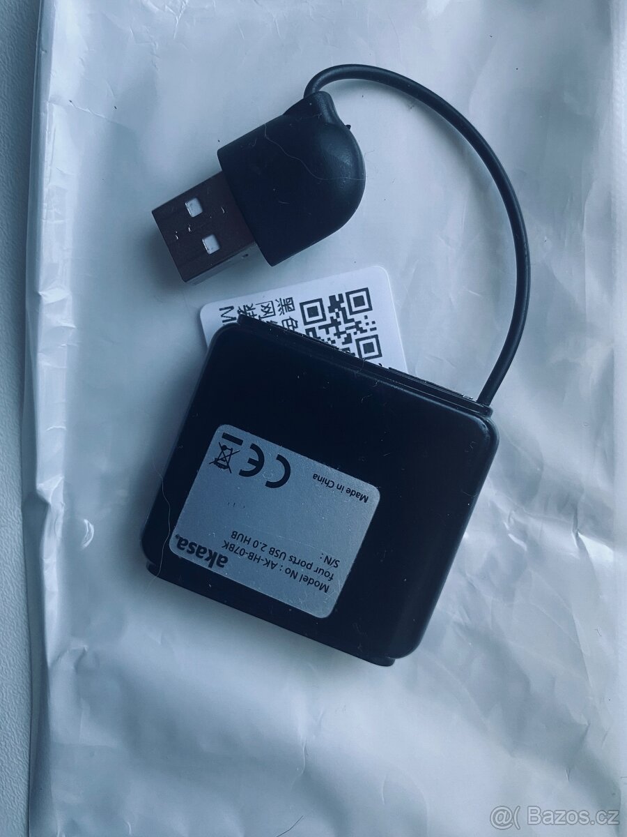 USB hub Akasa – 4× USB 2.0 - 2