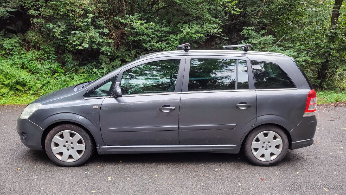Opel Zafira 1,9CDT ,110kW, automat, 7 míst - 2