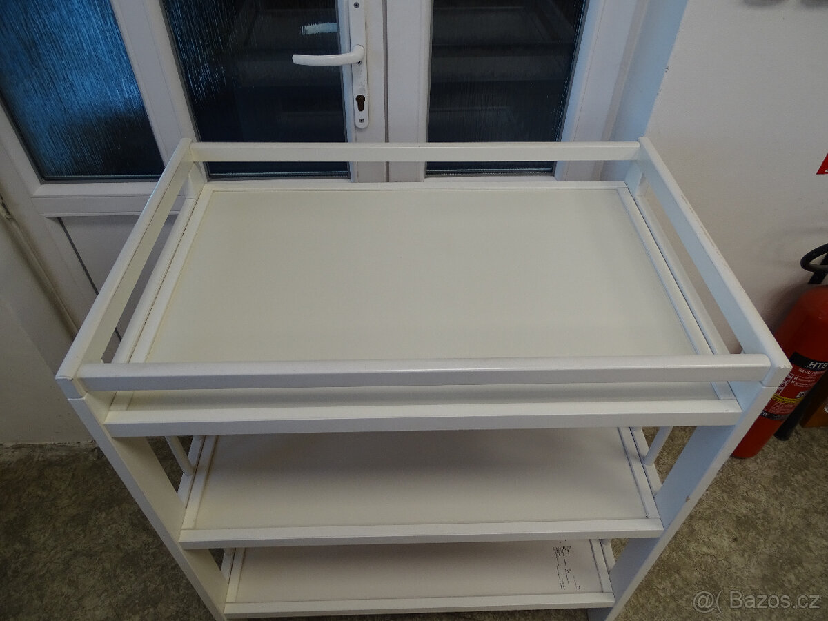 Přebalovací pult (stolek) - 2